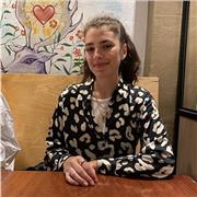 Laureata in architettura presso lo IUAV di Venezia. Offro ripetizioni per le scuole e università